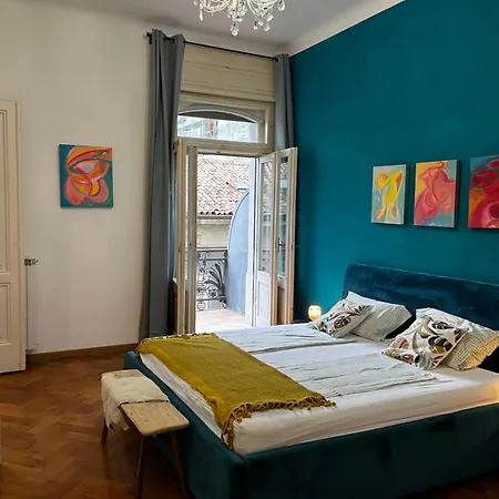 Emily In Appartement Trieste